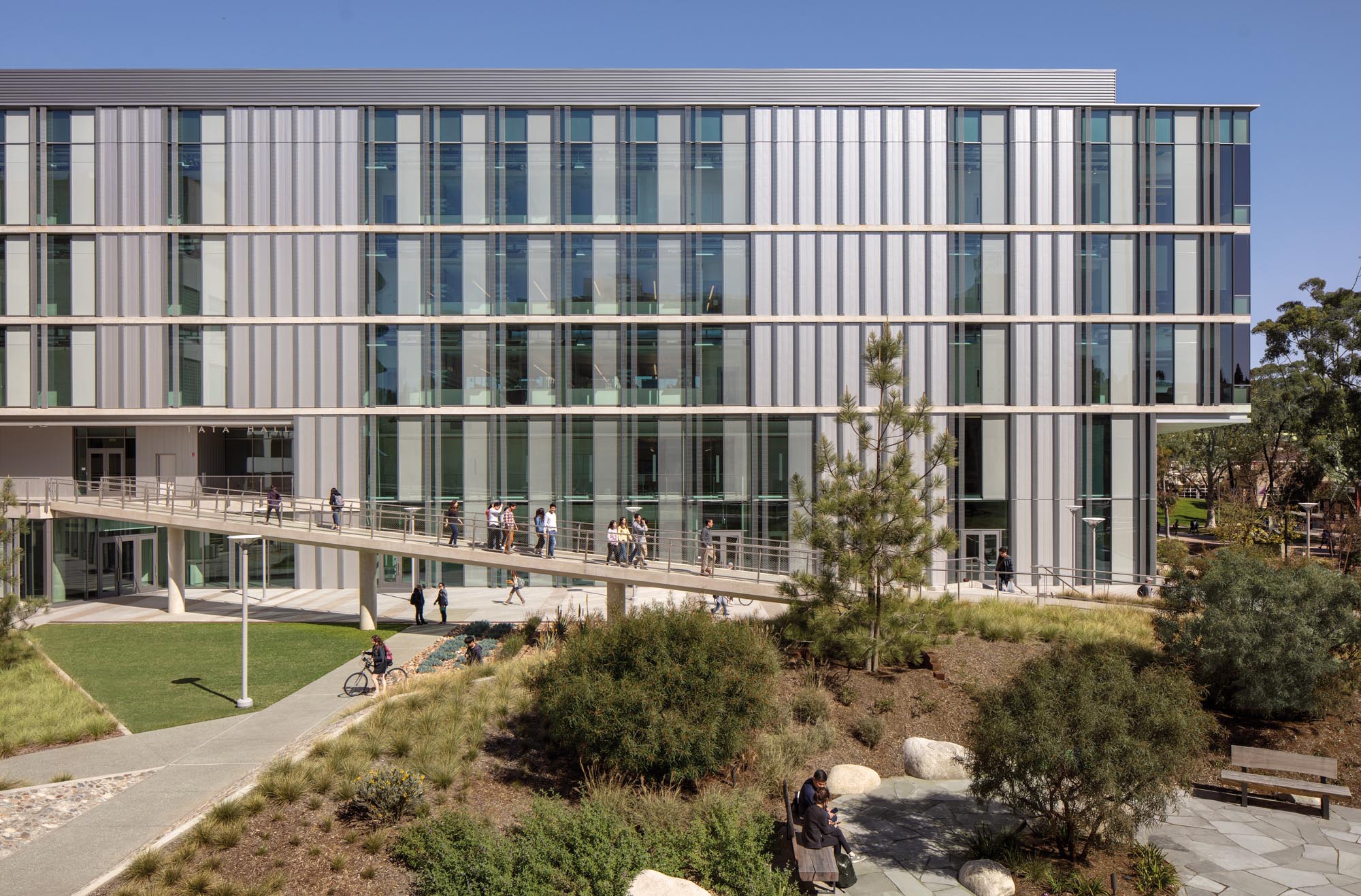 CO Architects - The Salk Institute East Building